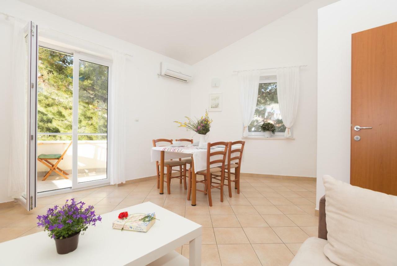 Alpeza Apartments Bol Dış mekan fotoğraf
